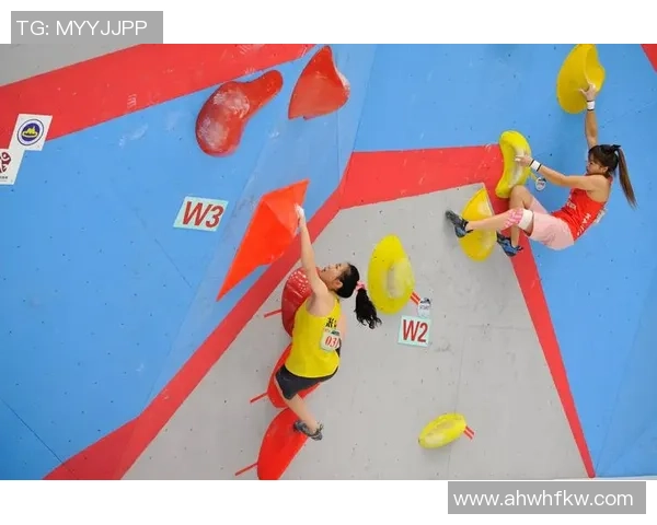 重庆街舞队在攀岩联赛中的拼搏历程与梦想追逐之路 重庆街舞队在攀岩联赛中的拼搏历程与梦想追逐之路