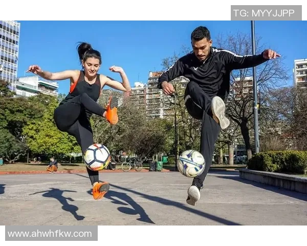 巴黎伊亚花式足球的魅力与技巧探索之旅 巴黎伊亚花式足球的魅力与技巧探索之旅