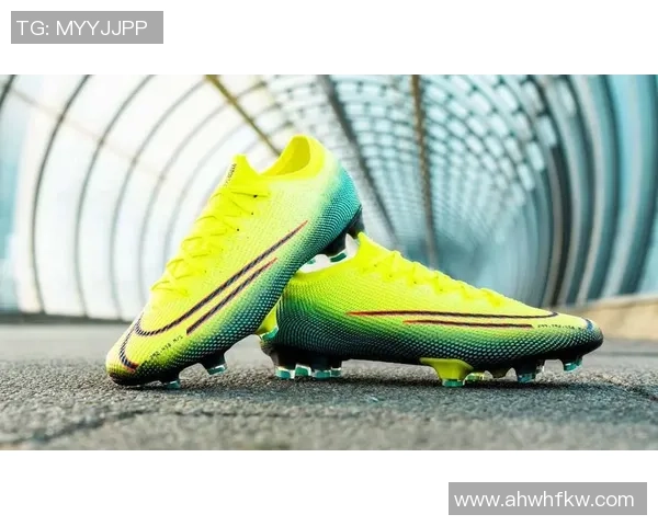 耐克足球翅膀助力梦想飞翔成就年轻球员的辉煌未来 耐克足球翅膀助力梦想飞翔成就年轻球员的辉煌未来